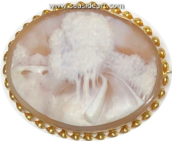 Antique Victorian Lady's Shell Cameo -10K Yellow Gold