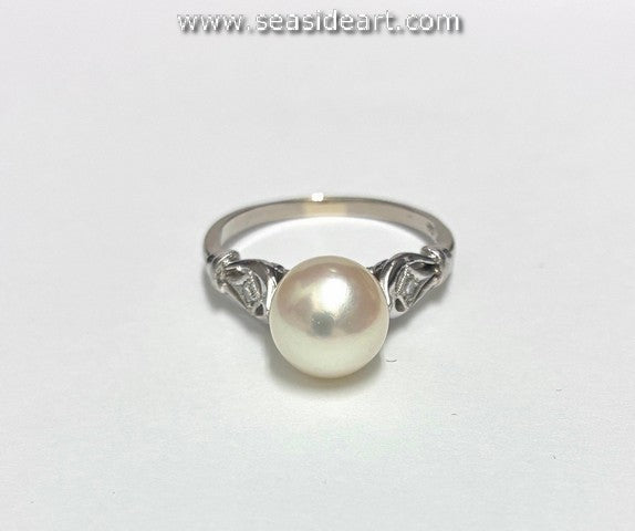One Mikimoto Cultured Pearl and Natural Diamond Ring