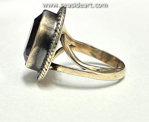 Sterling Silver Ring with Amethyst