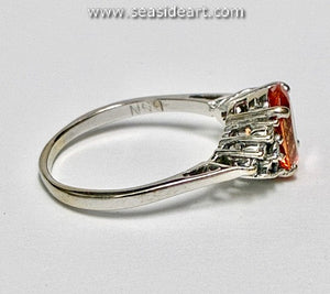 18K White Gold Ring with Natural Spessartite Garnet and Natural Diamond