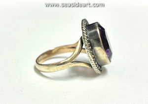 Sterling Silver Ring with Amethyst