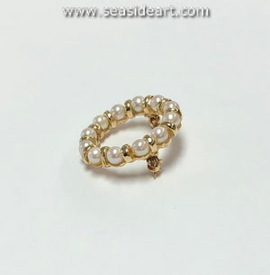 14K Yellow Gold Cultured Pearl Brooch