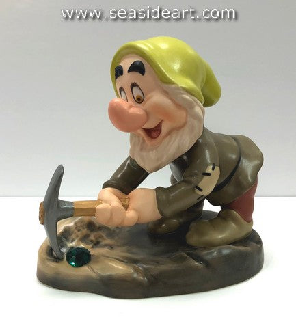 Snow White and the Seven Dwarf's: Sneezy